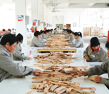 國內木制玩具企業新云木業首進文博會